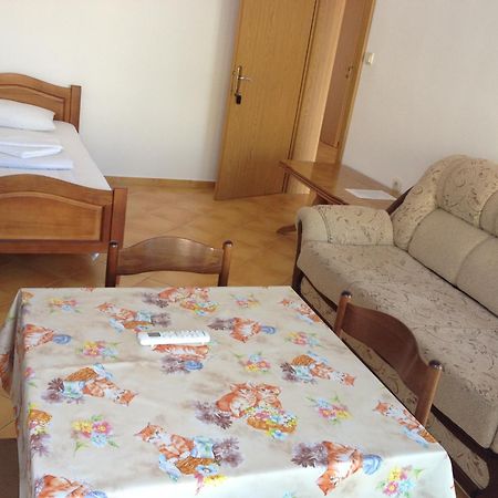 Apartments De Lara Utjeha Ngoại thất bức ảnh
