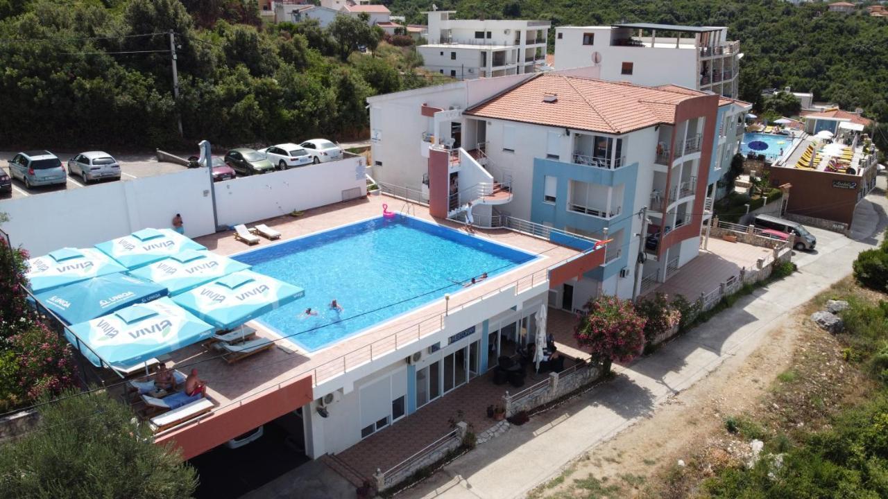 Apartments De Lara Utjeha Ngoại thất bức ảnh
