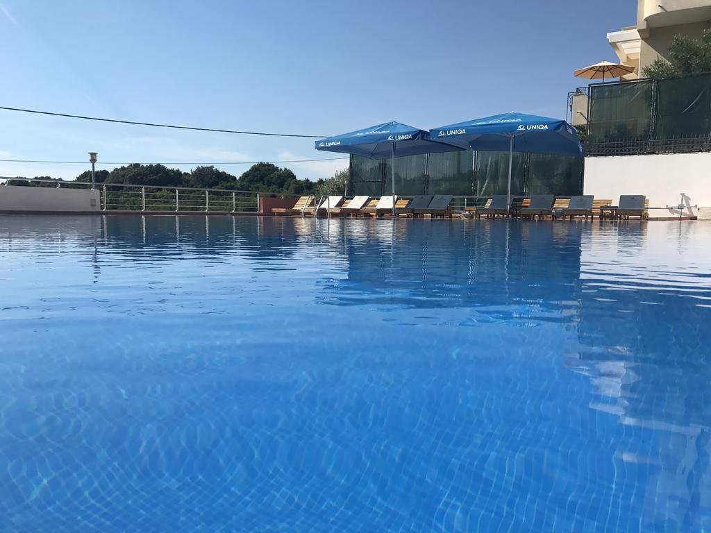 Apartments De Lara Utjeha Ngoại thất bức ảnh