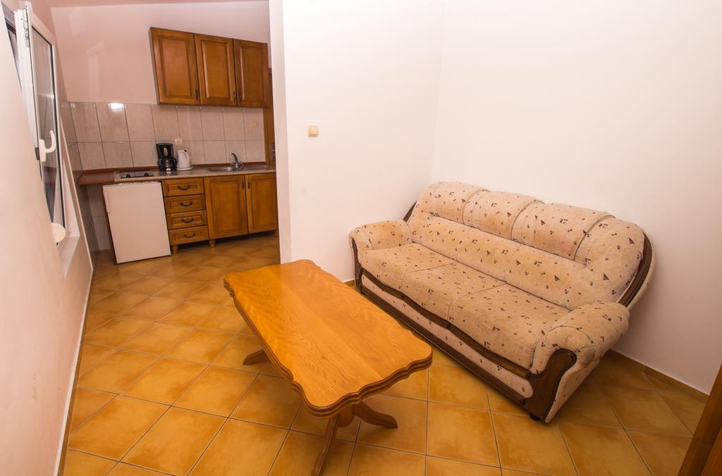 Apartments De Lara Utjeha Ngoại thất bức ảnh